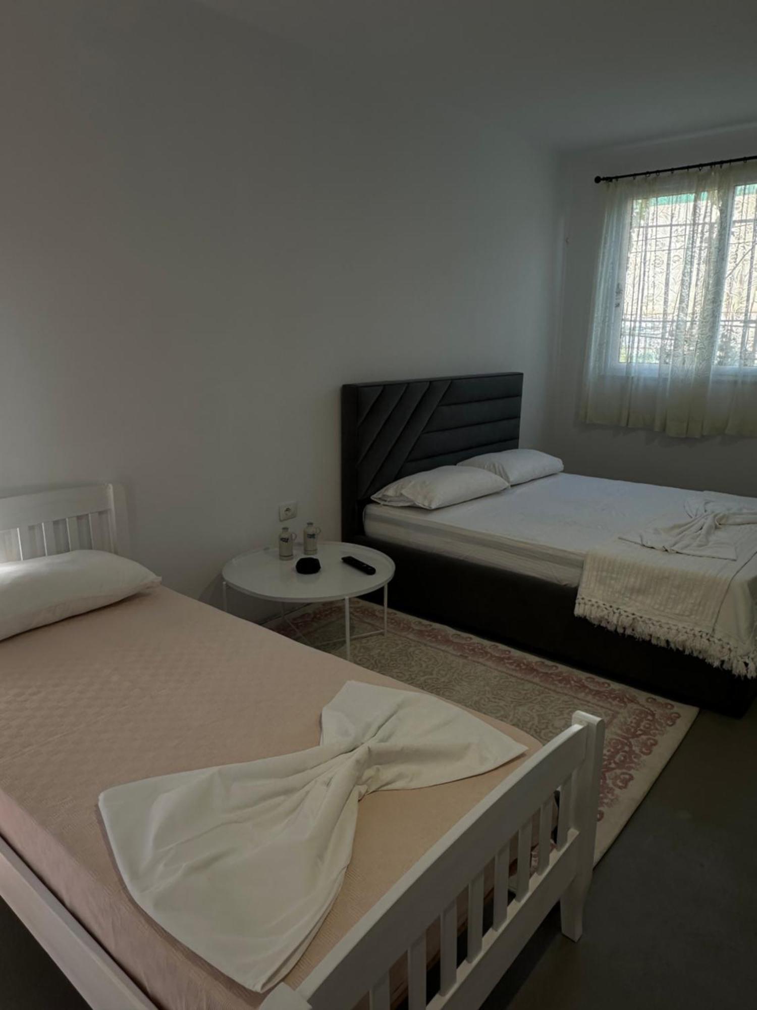 Sunny Rentals Вльора Екстер'єр фото