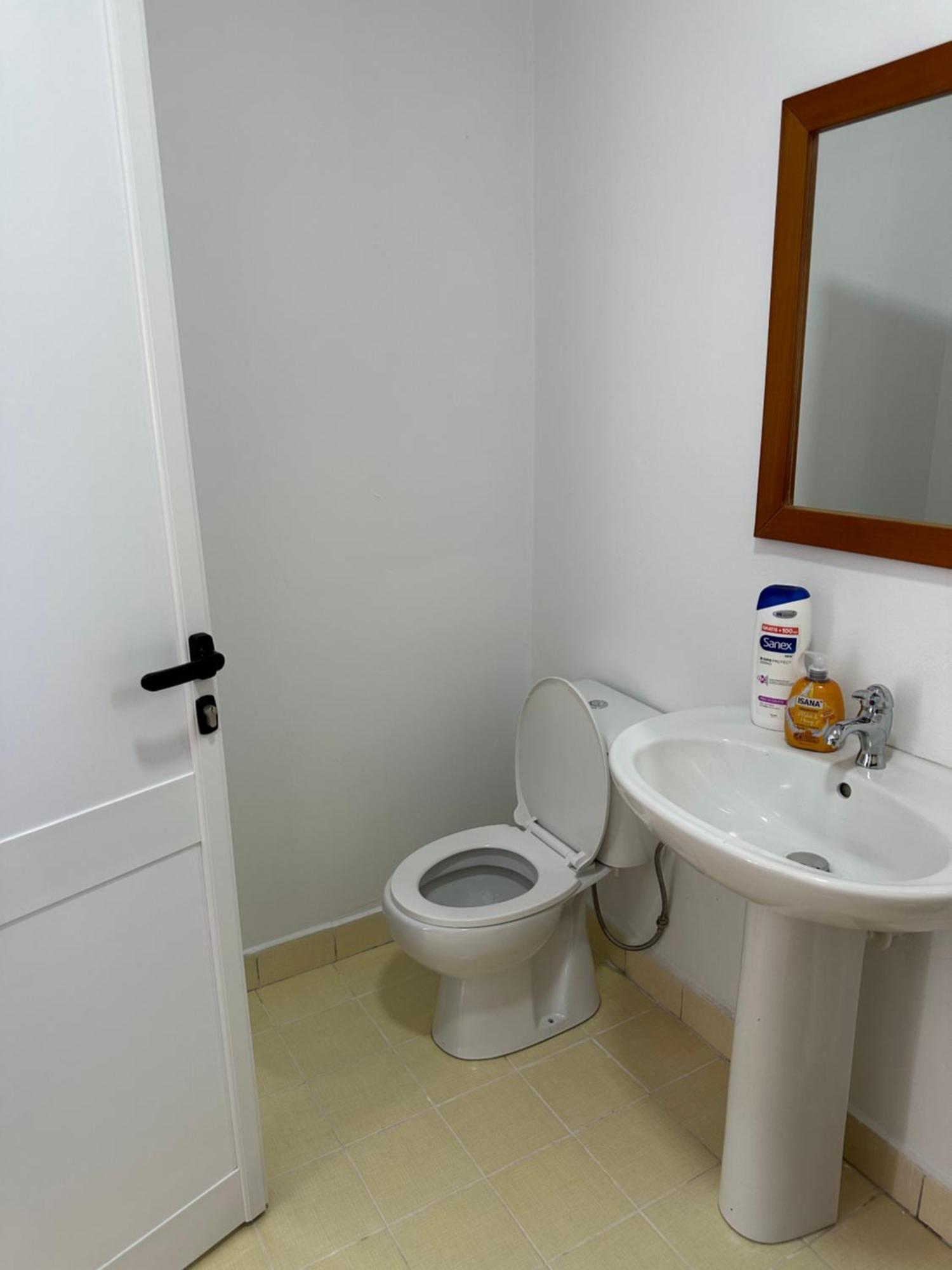 Sunny Rentals Вльора Екстер'єр фото